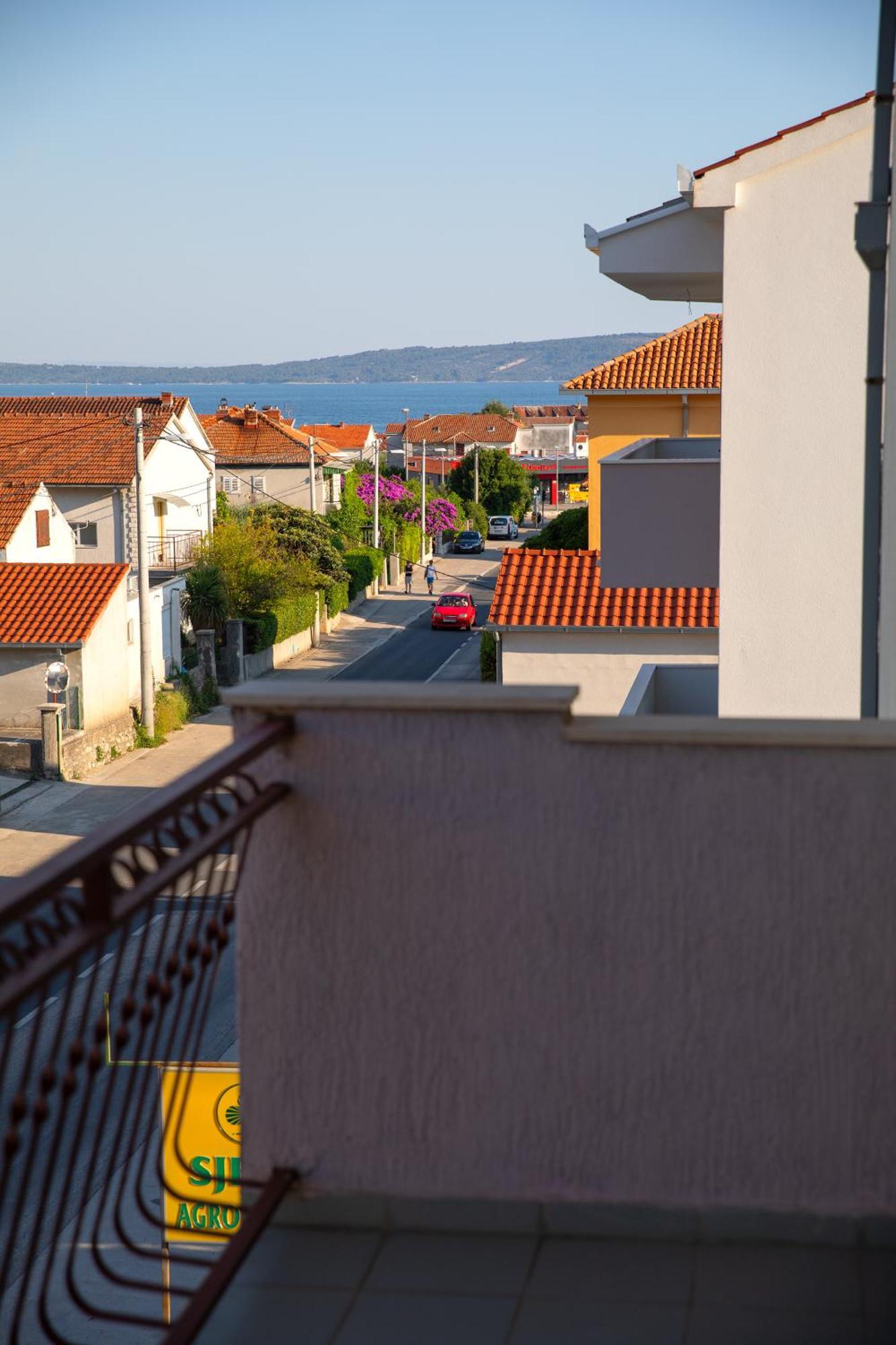 Apartman Dugec Kaštela Buitenkant foto